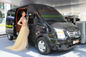 thuê xe limousine