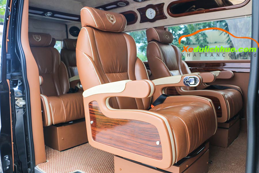xe limousine cho thuê ở huế