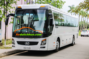 Xe 45 chỗ, Huế đi Vinh