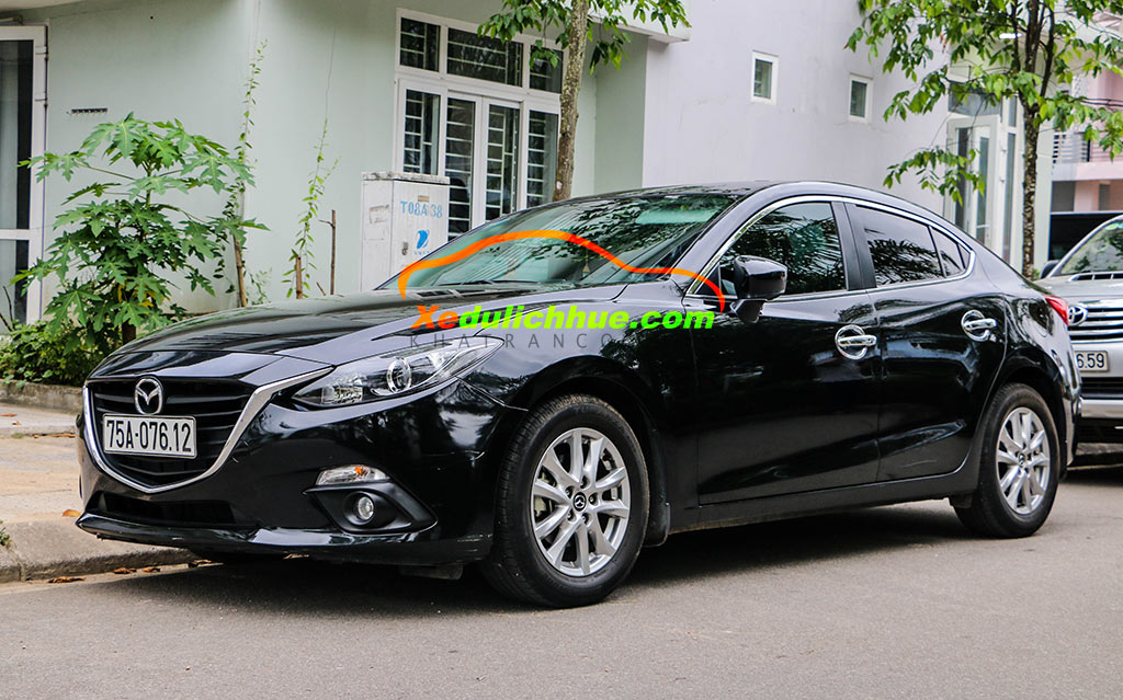 XE 4 CHỖ MAZDA