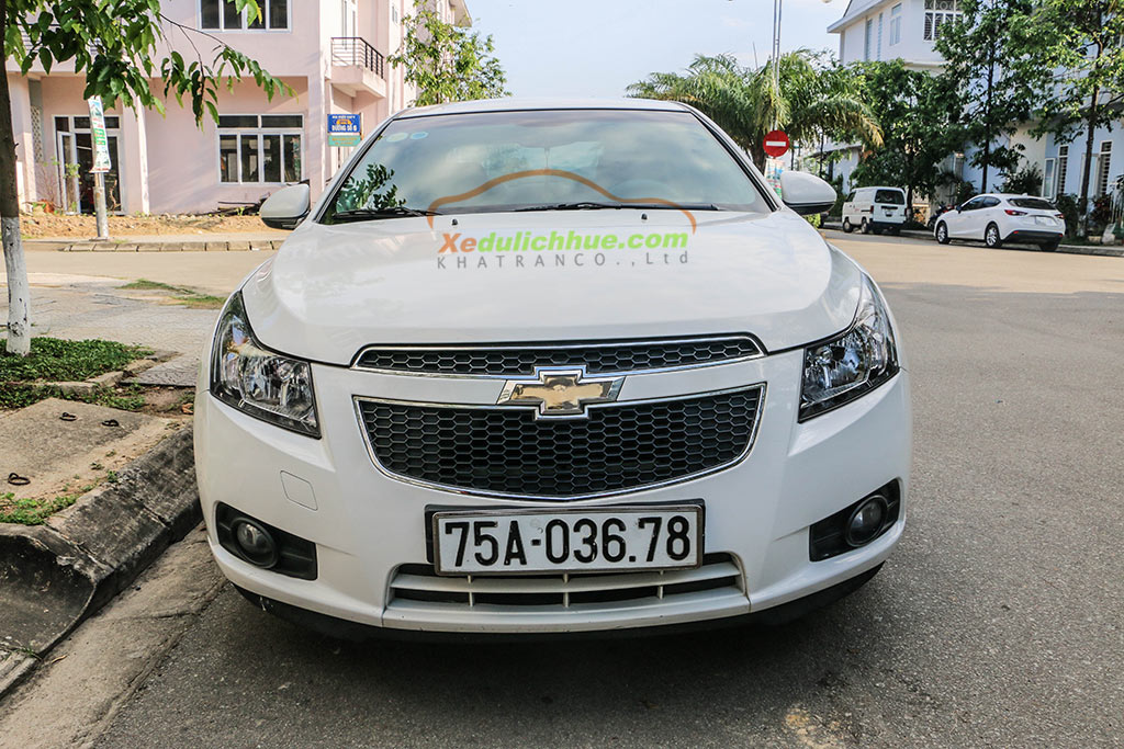 THUÊ XE 4 CHỖ ĐƯA TIỄN GA HUẾ