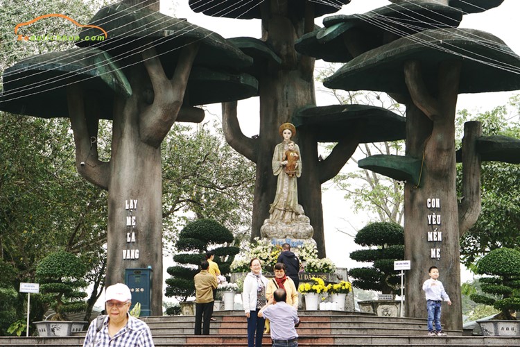 Đức mẹ La Vang Quảng Trị
