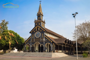 Nhà thờ Chính Tòa Kon Tum Tây Nguyên