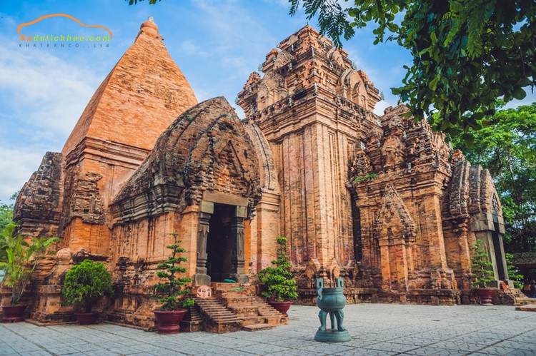 Tháp Po Nagar Nha Trang