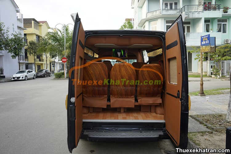 Thuê xe Limousine 9 chỗ