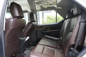Toyota Fortuner 7 chỗ tại Huế
