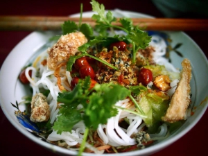 thuê xe huế giá rẻ