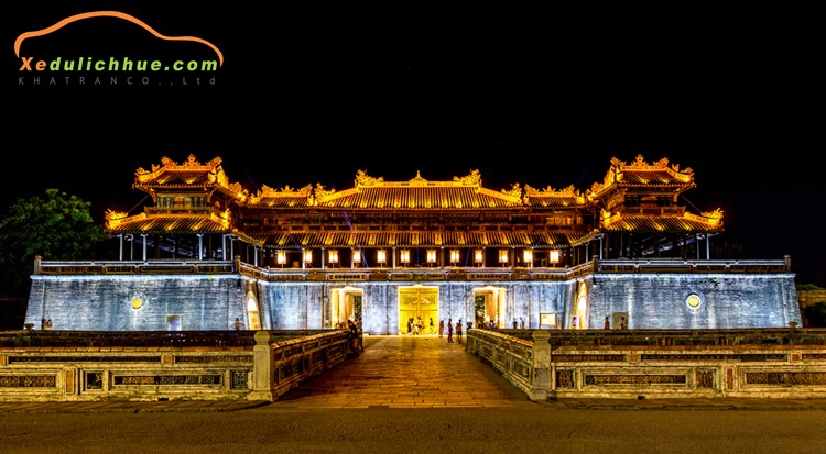 cho thuê xe du lịch tại huế