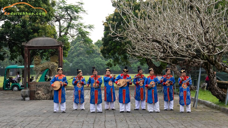 festival huế đầu tiên