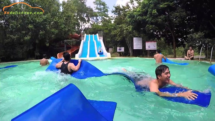 khách sạn ở suối nước nóng thanh tân