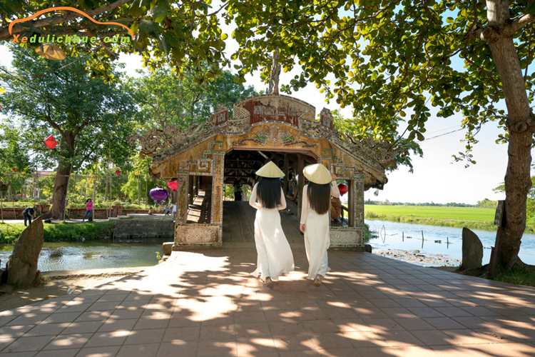 thơ về cầu ngói thanh toàn