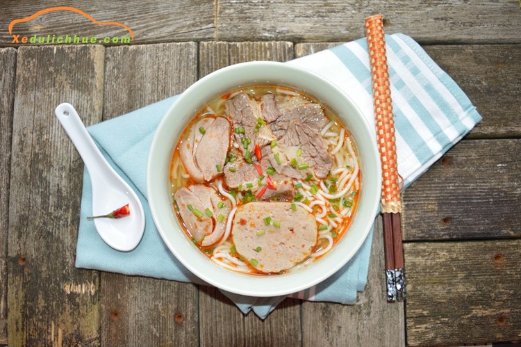 Bún bò Huế – món ăn xứ Huế vang danh 3 miền