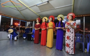 biểu diễn ca Huế