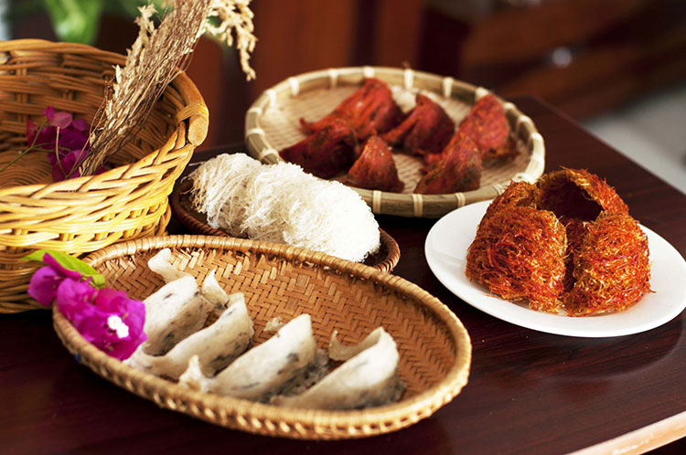 thuê xe du lịch huế