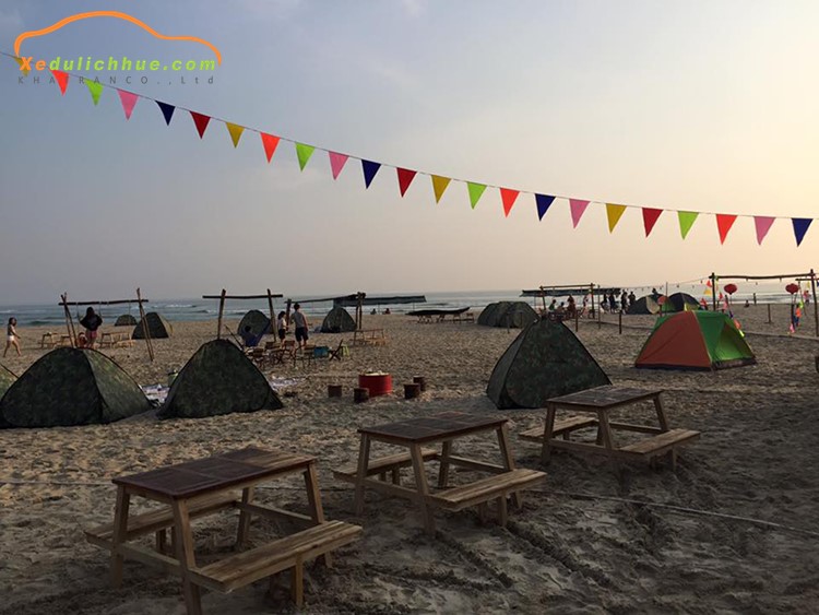 đặt lều cảnh dương