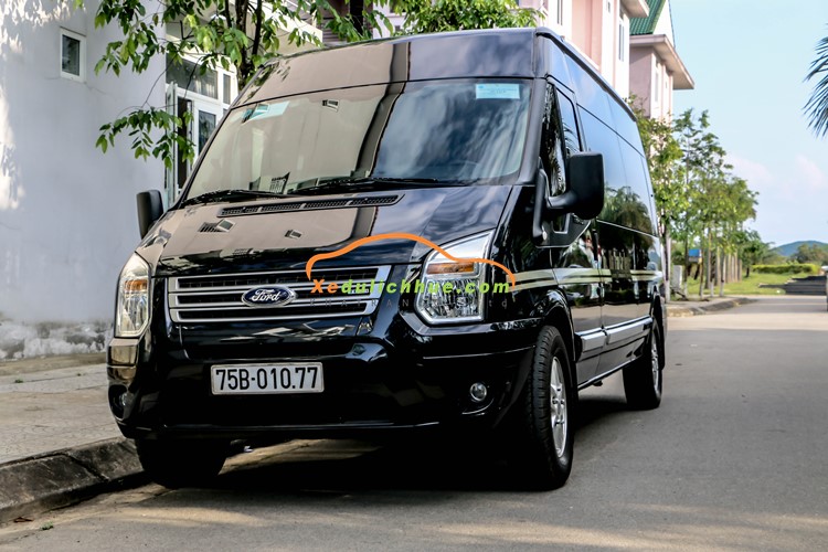 thuê xe Universe Limousine tại Huế