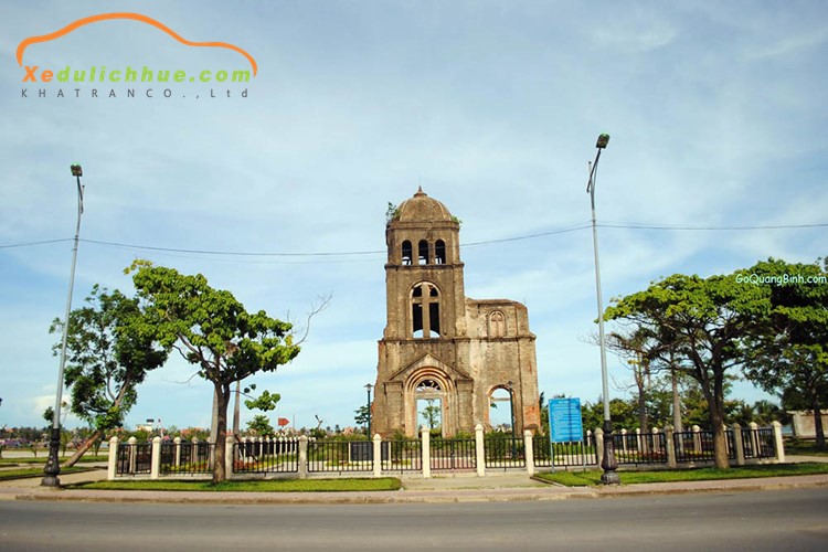 Tháp chuông Tam Tòa