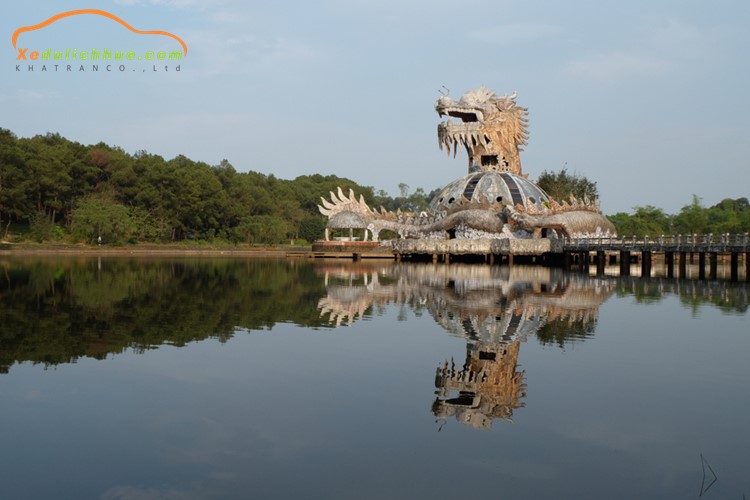 đường đến hồ thủy tiên