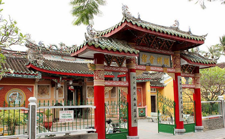 thuê xe du lịch huế