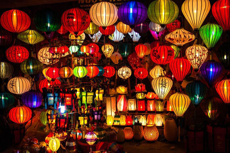 thuê xe du lịch huế giá rẻ