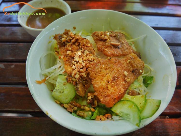 món ăn đặc sản huế
