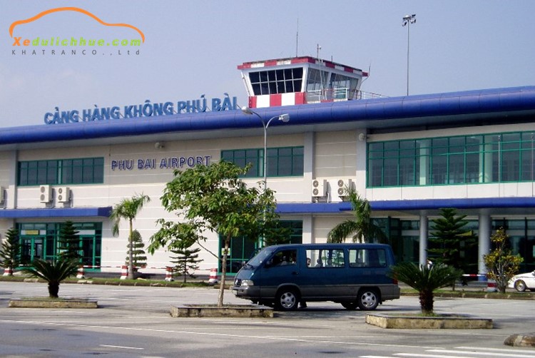 sân bay huế mở lại