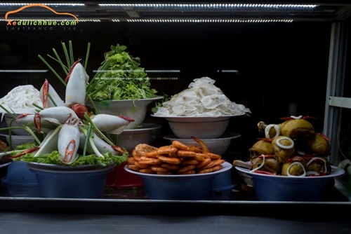 Ẩm thực đường phố Hội An tại chợ