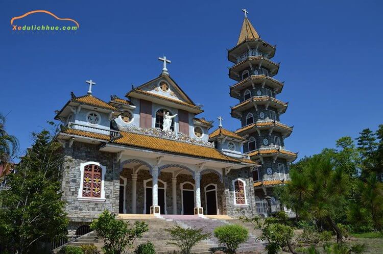 Đan viện Thiên An – kiến trúc đẹp giữa rừng thông thơ mộng