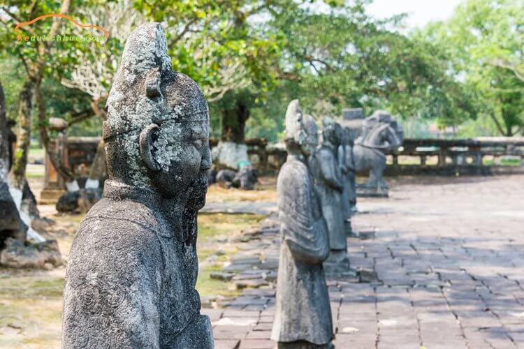 lăng vua Thiệu Trị Huế