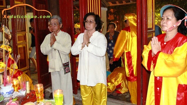 Du lịch Huế đi đâu