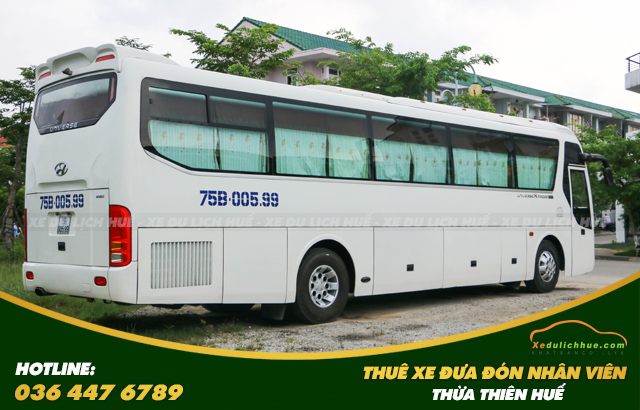 thuê xe 45 chỗ Hyundai Universe là xe đưa đón công nhân tại huế